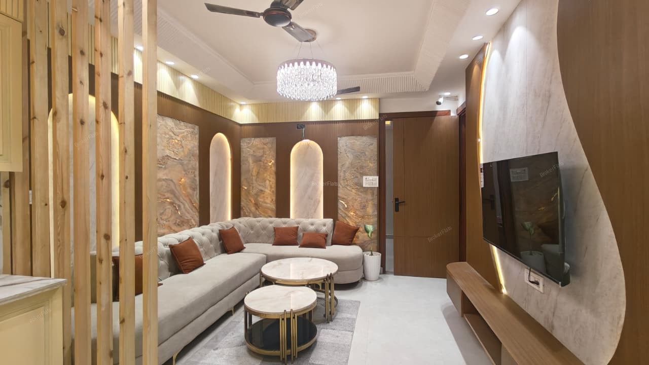 3 BHK Semi Furnished Builder Floor for Sale in Gagan Bharti Mohan Garden Delhi at ₹44.90 Lakh